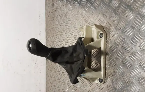Suzuki Vitara (LY) Gear shifter/selector 03003YAA000