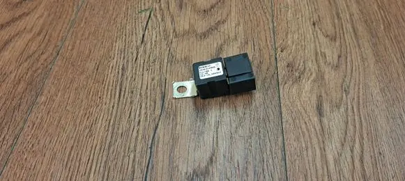Renault Megane IV Aerial antenna amplifier 283632499R