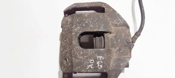 BMW 5 E60 E61 Front brake caliper 6030324