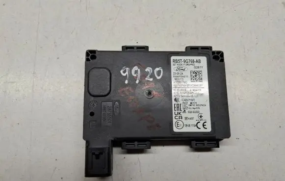 Ford Kuga III Distronic sensor radar RB5T9G768AB
