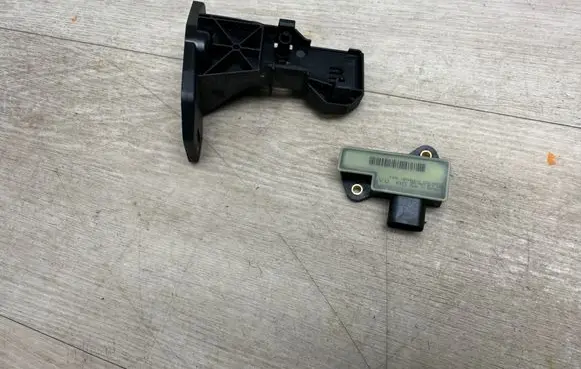Volkswagen Touareg II Brake pedal sensor switch 7P0927810 123120507 1823466
