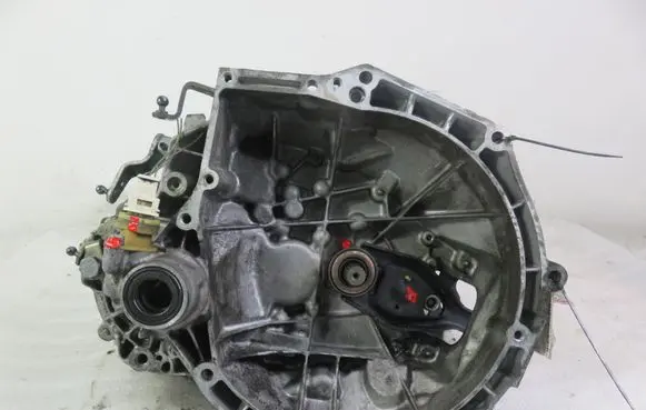Peugeot 206 Manual 6 speed gearbox 20CQ53