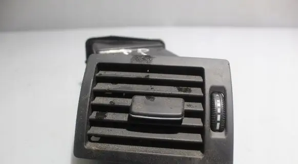 Mercedes-Benz A W169 Dashboard side air vent grill/cover trim