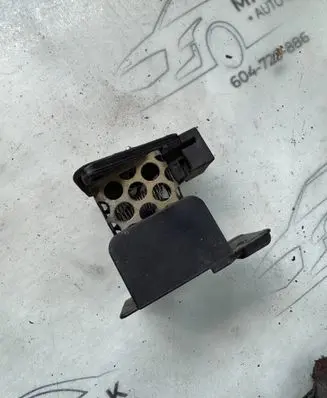 Mercedes-Benz 190 W201 Heater blower motor/fan resistor 2018210033