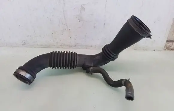 Honda Civic Air intake hose/pipe