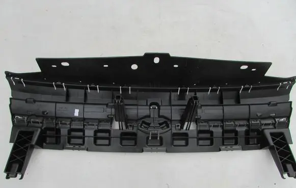 Volkswagen Caddy Front bumper upper radiator grill 2K7807231E