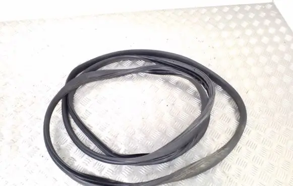 Ford B-MAX Rubber seal sliding door window/glass 