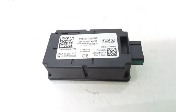 Tesla Model S Other control units/modules 103460100C 0117ES0000752