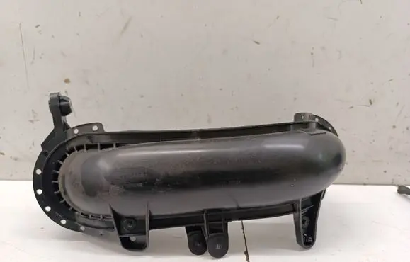 Volvo XC90 Air intake duct part 32298405