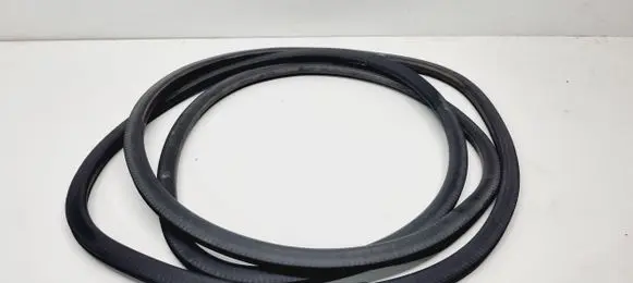 Peugeot 5008 II Sunroof sealing rubber 9814485180