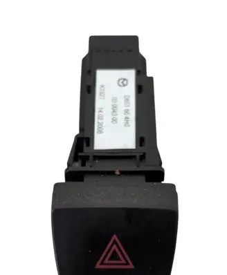 Mazda 2 Hazard light switch D651664H0 03004300 K1827