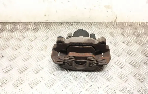 Skoda Superb B6 (3T) Front brake caliper