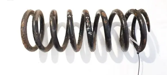 Mercedes-Benz W123 Rear coil spring