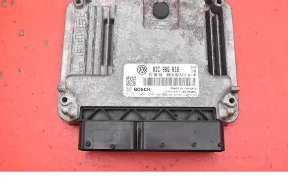 Volkswagen Golf Plus Engine control unit/module ECU 03C906016