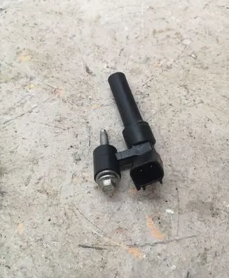 Ford Mustang VI Crankshaft position sensor AT4E6C315