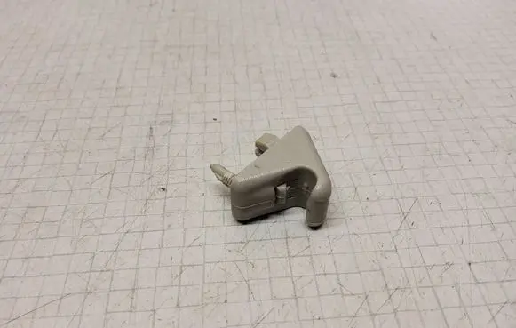 Toyota Yaris Sun visor clip/hook/bracket 