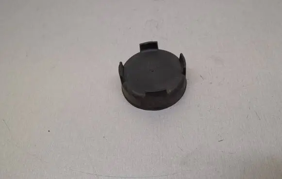 Land Rover Freelander Headlight/headlamp dust cover 54532948