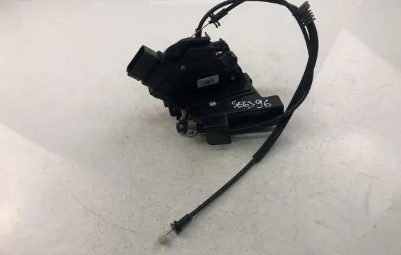 Volvo XC60 Coupe door lock (next to the handle) 30799308