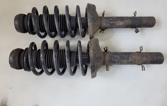 Volkswagen Golf IV Front shock absorber/damper 