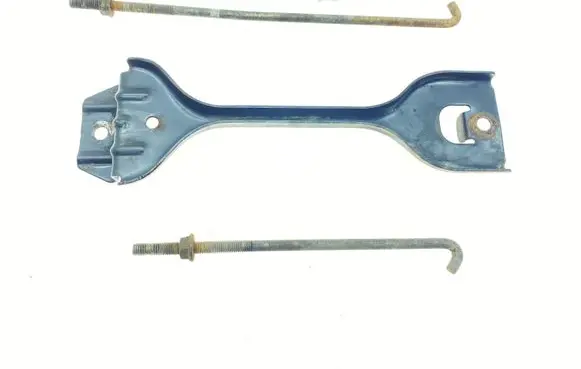 Subaru Outback Battery bracket 