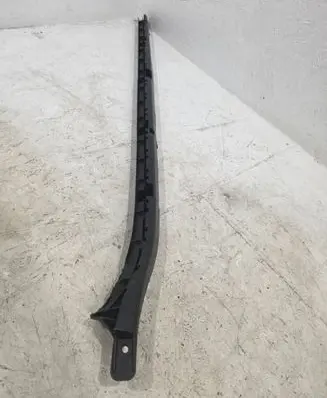 Bentley Continental Sill supporting ledge 3SD853924