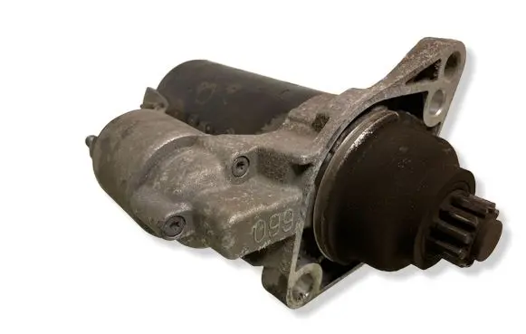Volkswagen Golf VI Starter motor
