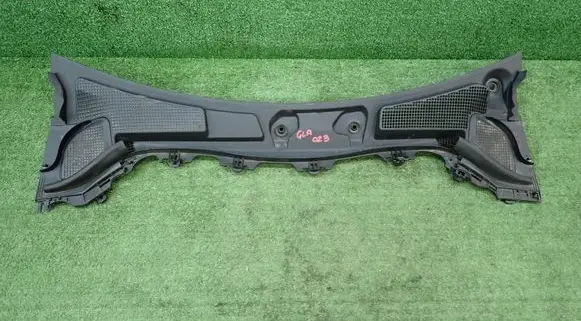Mercedes-Benz GLA H247 Wiper trim A2478302800
