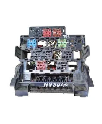 Volkswagen Sharan Fuse box set 7M3937499