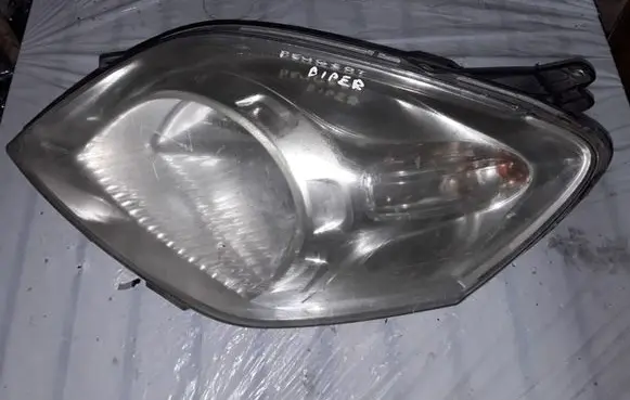 Peugeot Bipper Headlight/headlamp 1353198080