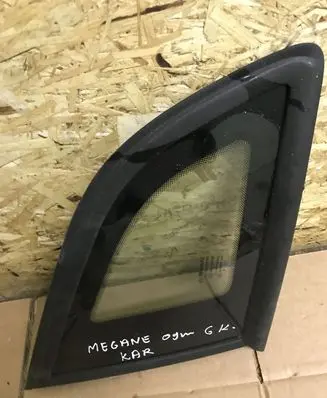 Renault Megane III Rear side window 43R00048