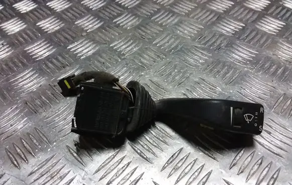 Opel Omega B1 Wiper control stalk 090494655501676