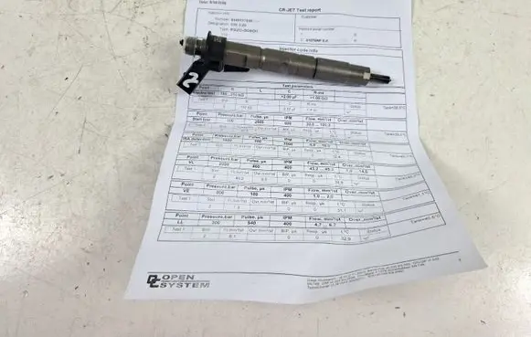 BMW X6 F16 Fuel injector 7823461