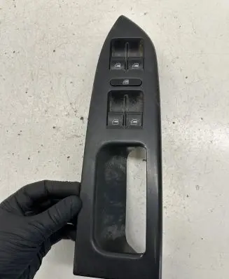 Volkswagen Touran I Electric window control switch 1T1867371H 1K4959857B
