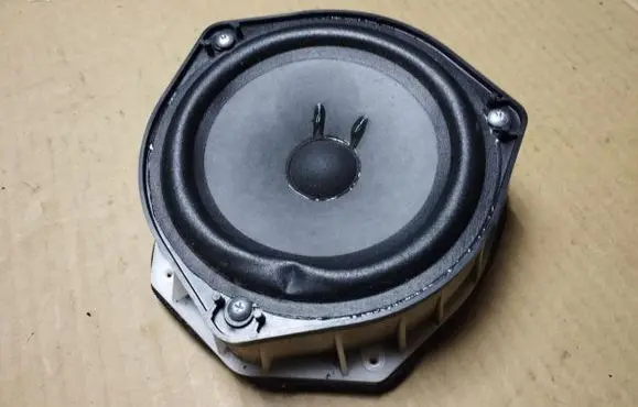 Honda Legend Rear door speaker 39120S3VA91