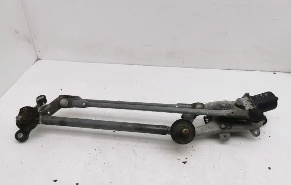 Honda Civic IX Front wiper linkage and motor 2213C013