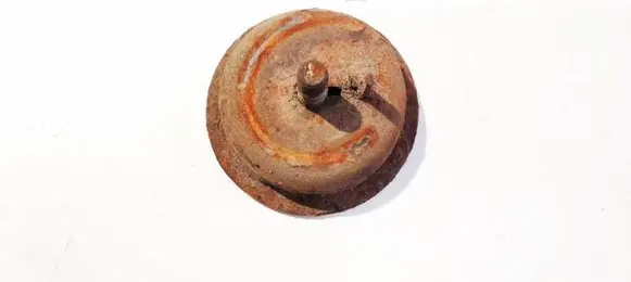 Volvo S70 V70 V70 XC Front coil spring rubber mount 