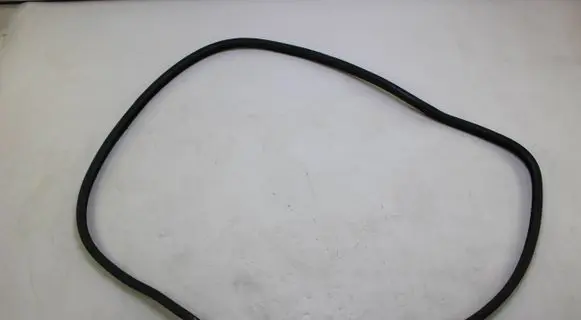 BMW 5 F10 F11 Front door rubber seal 7182270
