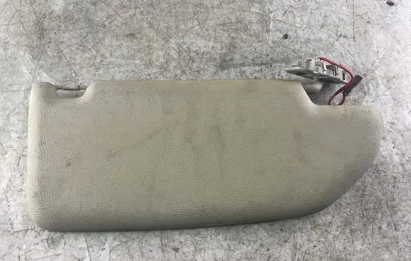 Volvo V70 Sun visor