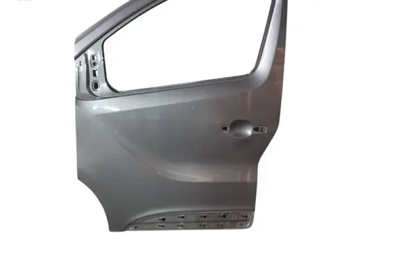 Renault Trafic III (X82) Front door