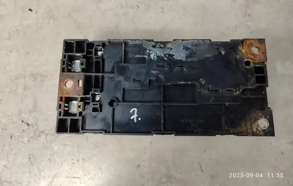 Toyota Auris 150 Fuse box set 71405539