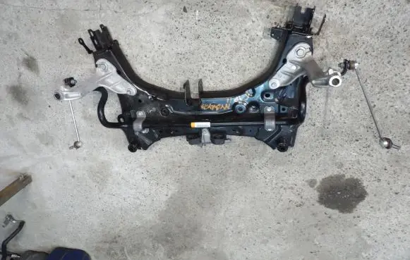 Renault Captur II Front subframe
