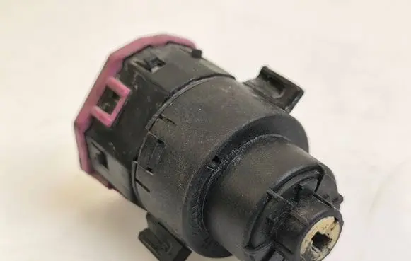 Ignition lock contact