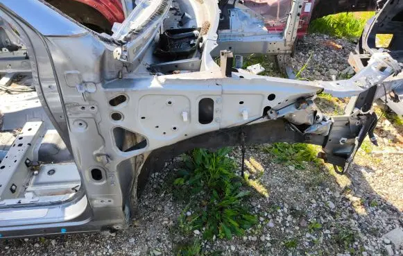 Mitsubishi Outlander Front quarter panel 