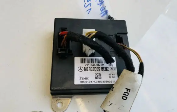 Mercedes-Benz E W211 Comfort/convenience module 2115450532