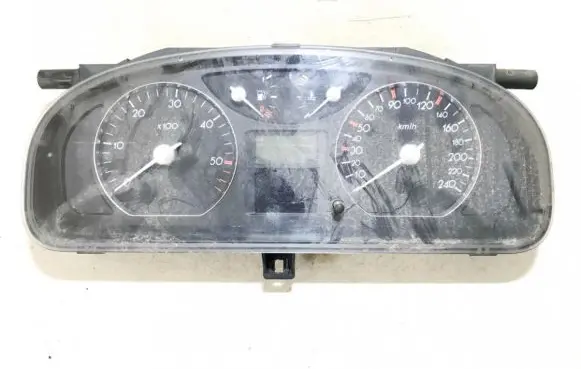 Renault Laguna II Speedometer (instrument cluster) 8200328449 5514000062