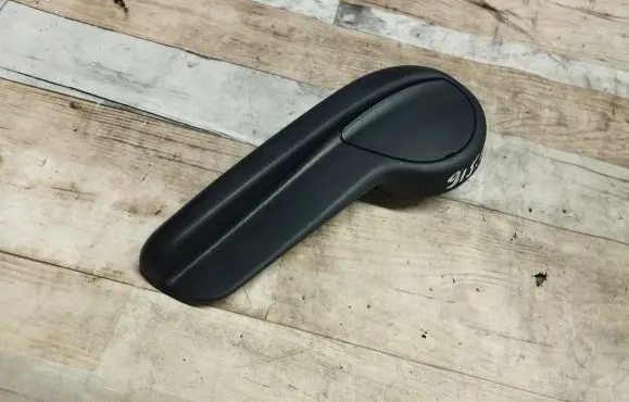 Lexus IS 220D-250-350 Seat adjustment handle 7249433010