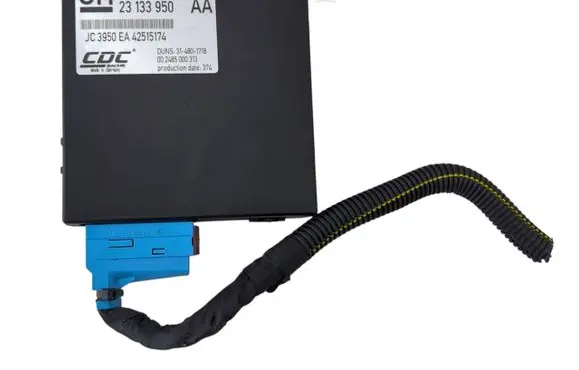 Opel Insignia A Central body control module 23133950 JC3950 EA42515174