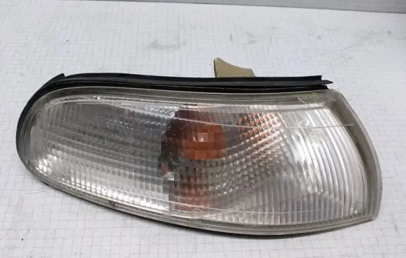 Mazda 626 Front indicator light 21061612 014379