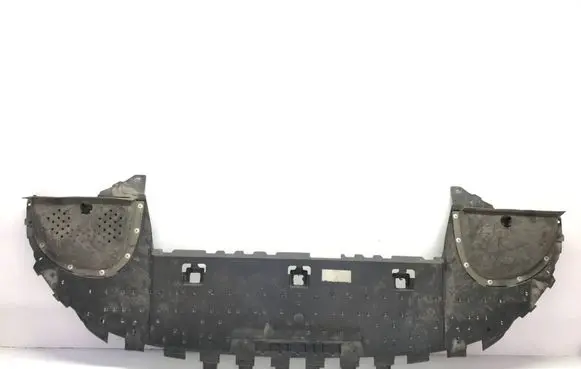Center/middle under tray cover