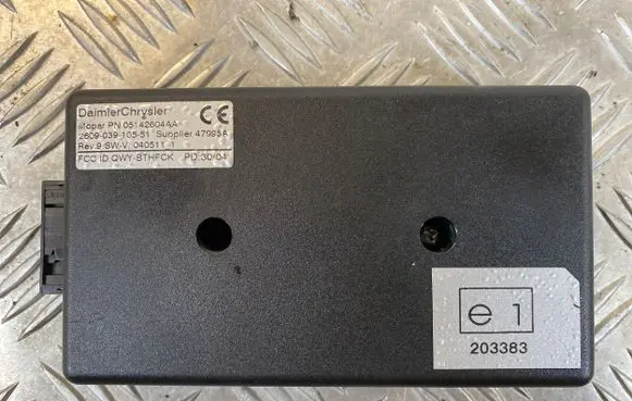 Jeep Grand Cherokee (WJ) Hands-free kit 05142604AA 260903910551 47995A